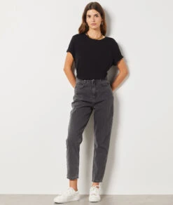 T-Shirt Mit Kurzen Ärmeln Und Rundem Ausschnitt SCHWARZ 9 T-Shirt Mit Kurzen Ärmeln Und Rundem Ausschnitt SCHWARZ -Damen mode Geschaft 653577905 6