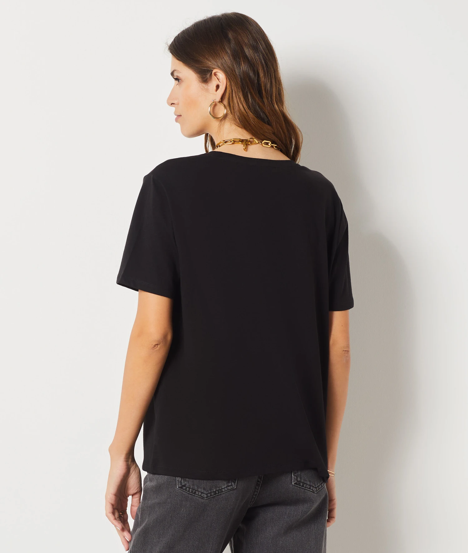 T-Shirt Mit Kurzen Ärmeln Und Rundem Ausschnitt SCHWARZ 4 T-Shirt Mit Kurzen Ärmeln Und Rundem Ausschnitt SCHWARZ – Bild 2