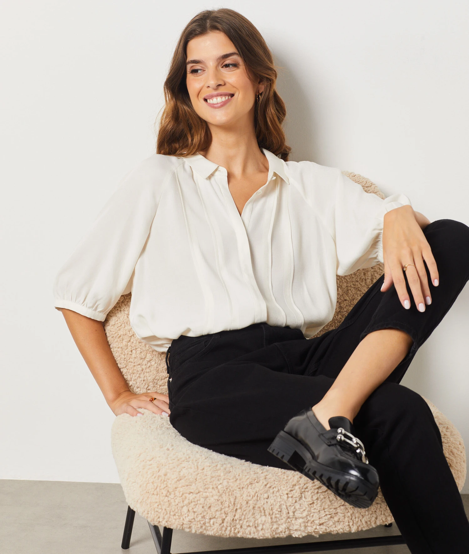 Jeans Mit Hoher Taille Im Karottenschnitt, 100 % Baumwolle SCHWARZ 5 Jeans Mit Hoher Taille Im Karottenschnitt, 100 % Baumwolle SCHWARZ – Bild 3