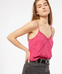 Caraco Mit Schmalen Streifen Und Spitze Am Dekolleté FUCHSIA