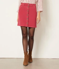 Kurzer Gerippter Rock GRANATROT -Damen mode Geschaft 653814575 c