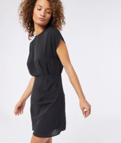 Kurzes Neckholderkleid SCHWARZ