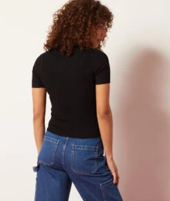 T-Shirt Mit Kurzen Ärmeln Aus Feinem Strick SCHWARZ 8 T-Shirt Mit Kurzen Ärmeln Aus Feinem Strick SCHWARZ -Damen mode Geschaft 653869805 a