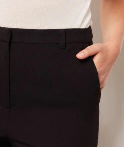 Gerade Geschnittene Hose SCHWARZ -Damen mode Geschaft 653895905 b