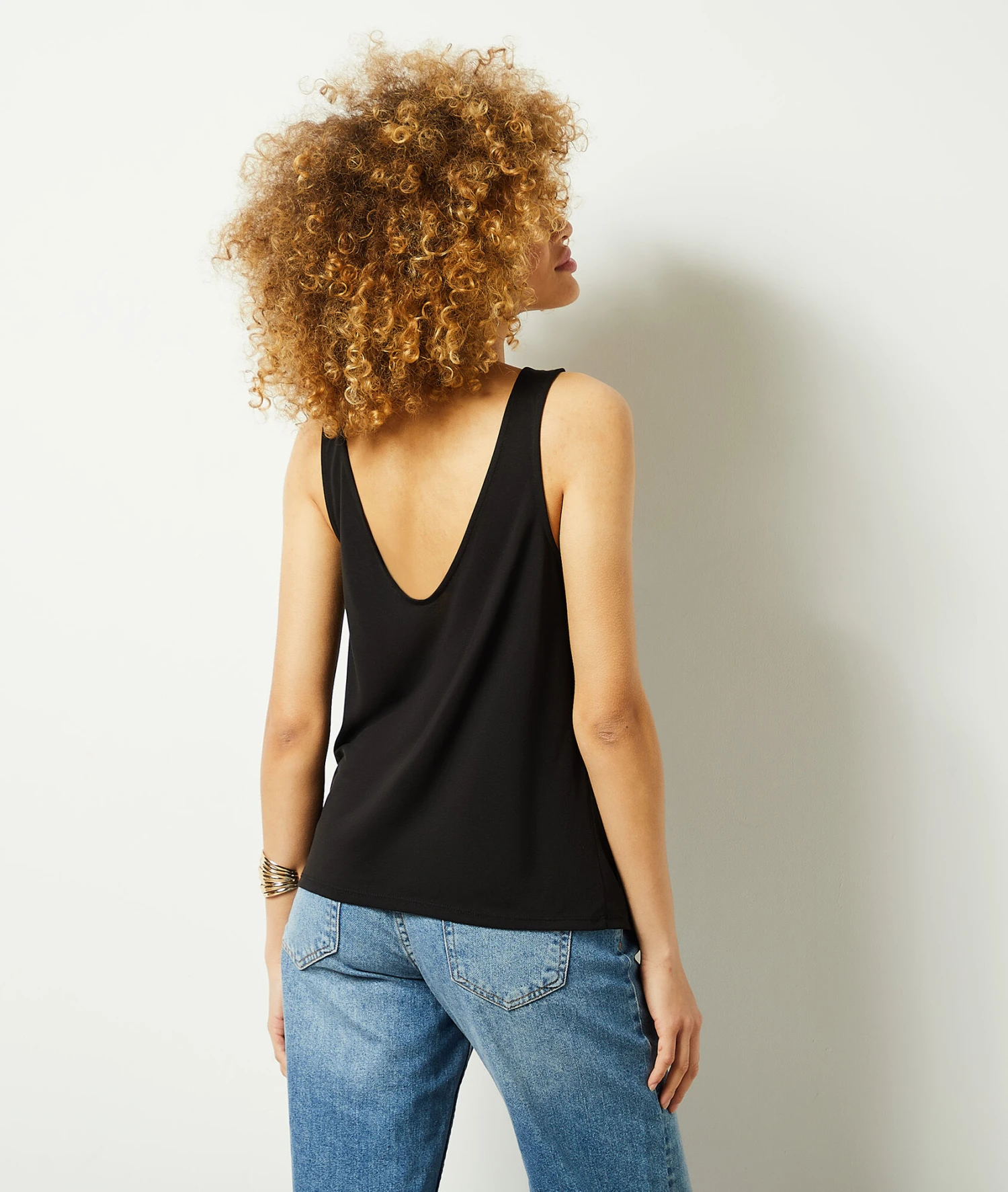 Tala Top Mit Cut-outs SCHWARZ 4 Tala Top Mit Cut-outs SCHWARZ – Bild 2