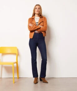 Ausgestellte Jeans BLAU