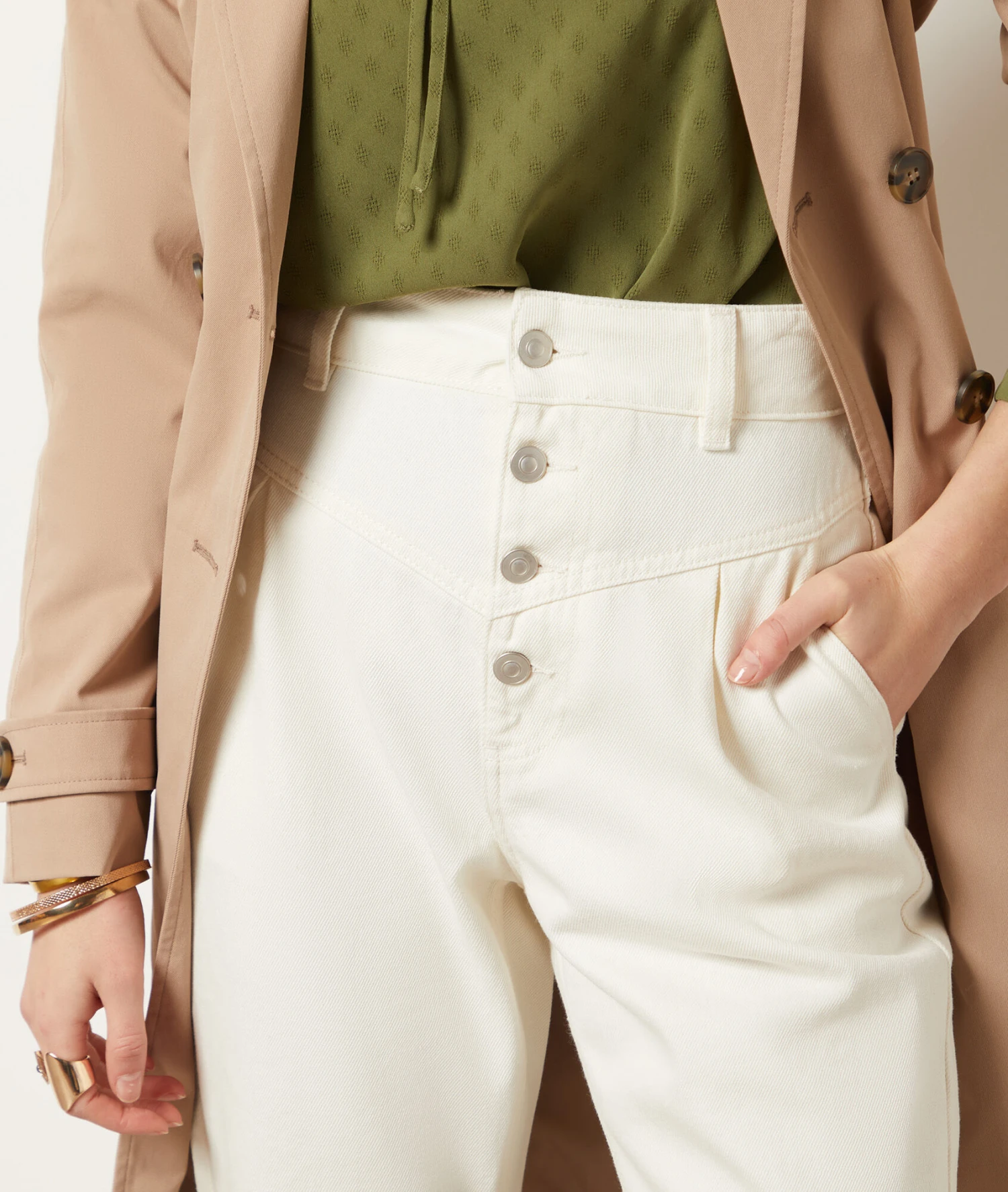 Jeans Im Karottenschnitt ECRU 6 Jeans Im Karottenschnitt ECRU – Bild 4