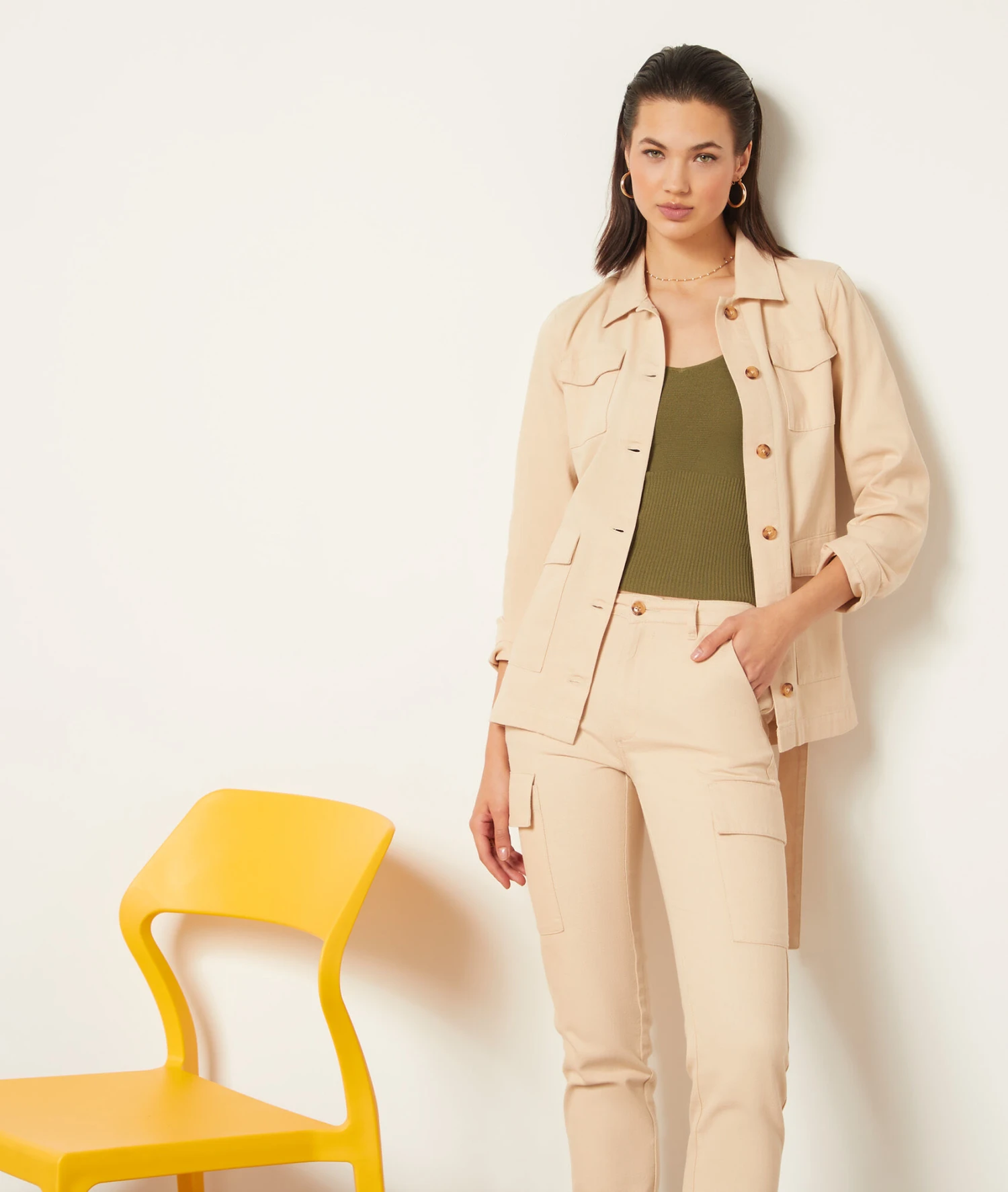 Gerade Geschnittene Hose BEIGE 5 Gerade Geschnittene Hose BEIGE – Bild 3