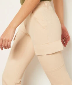 Gerade Geschnittene Hose BEIGE 10 Gerade Geschnittene Hose BEIGE -Damen mode Geschaft 653986283 b