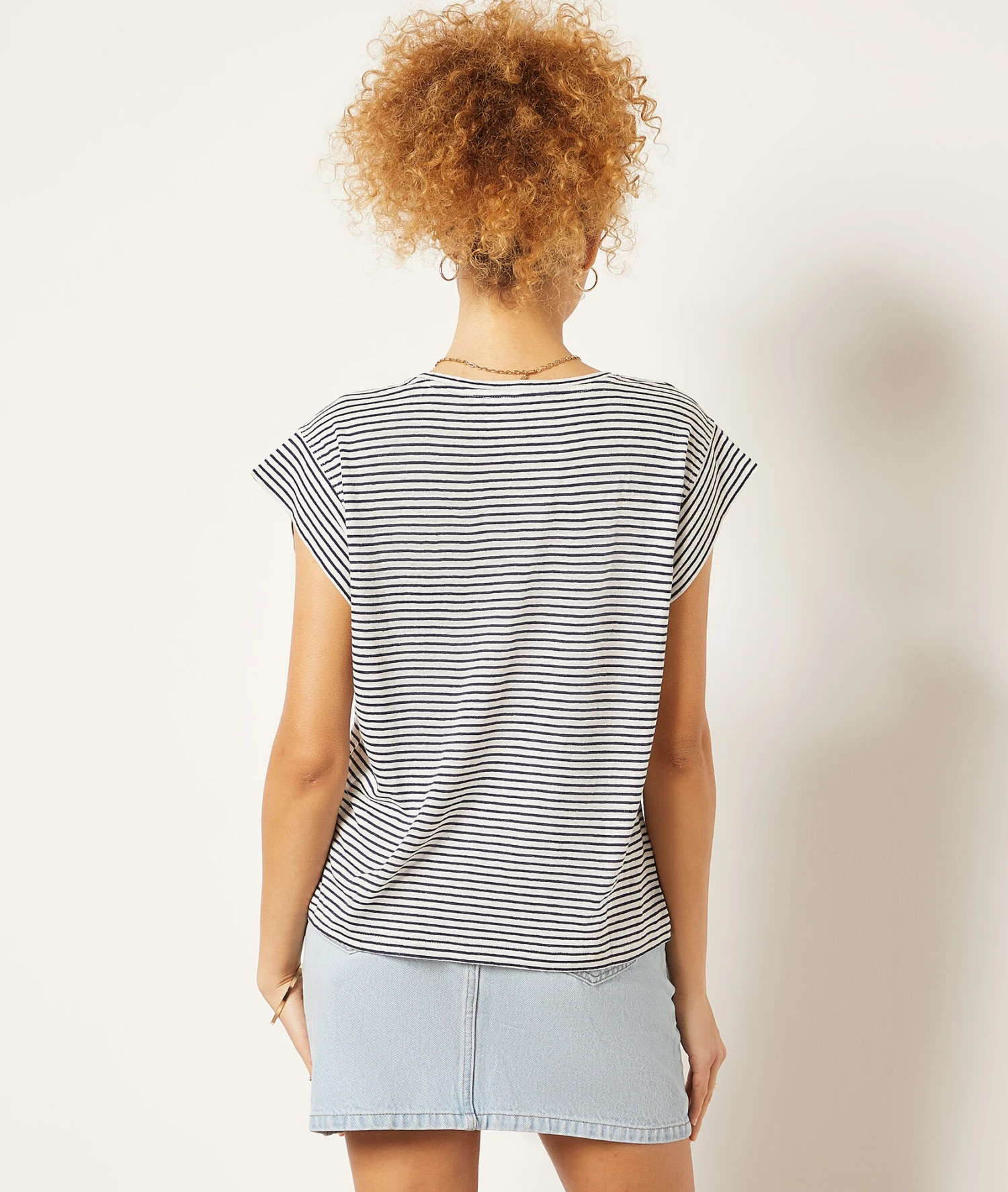 Gestreiftes T-Shirt Aus Leinenmischgewebe ECRU 4 Gestreiftes T-Shirt Aus Leinenmischgewebe ECRU – Bild 2