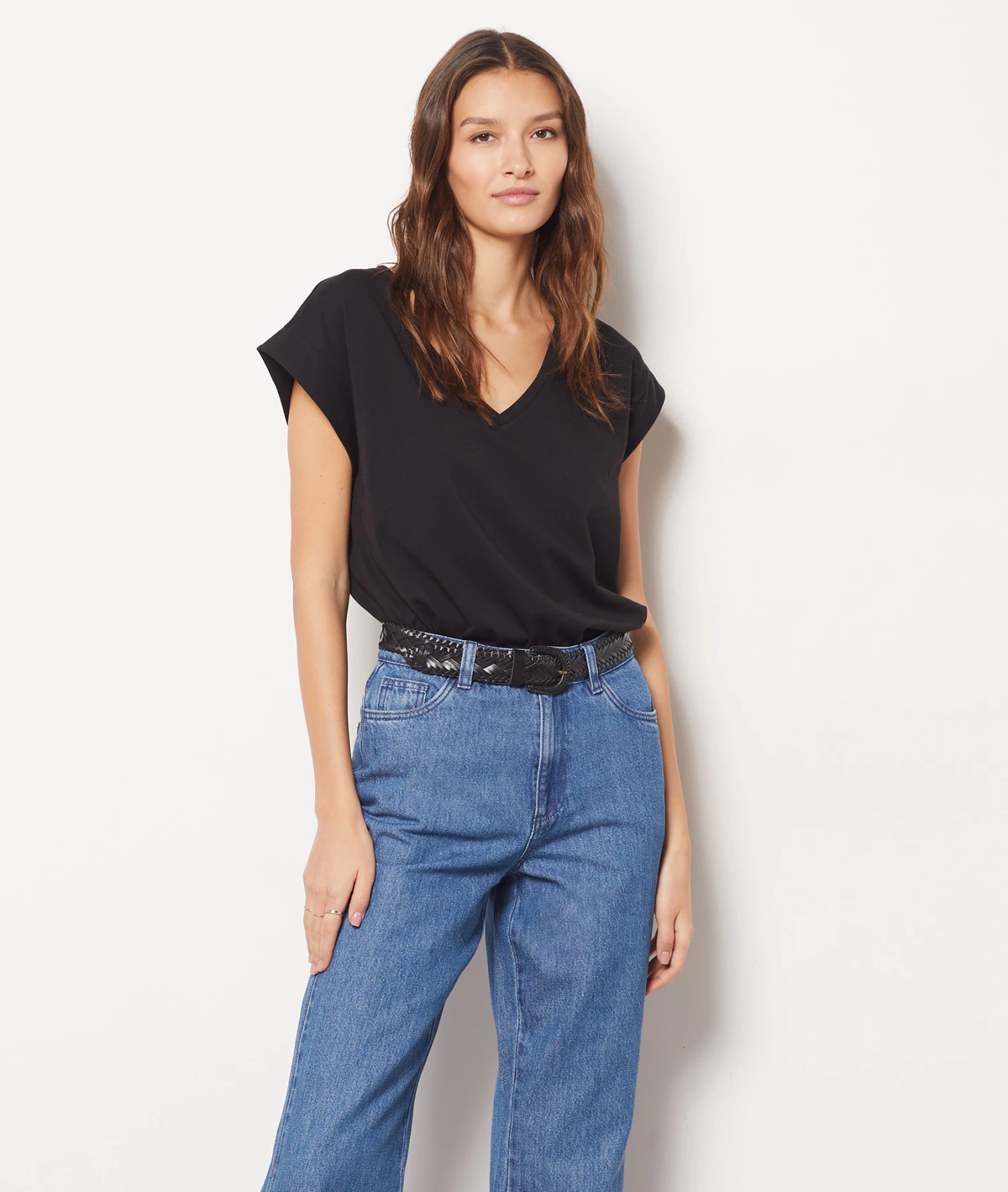 Noir T-Shirt Mit V-Ausschnitt Aus 100 % Bio-Baumwolle SCHWARZ 3 Noir T-Shirt Mit V-Ausschnitt Aus 100 % Bio-Baumwolle SCHWARZ