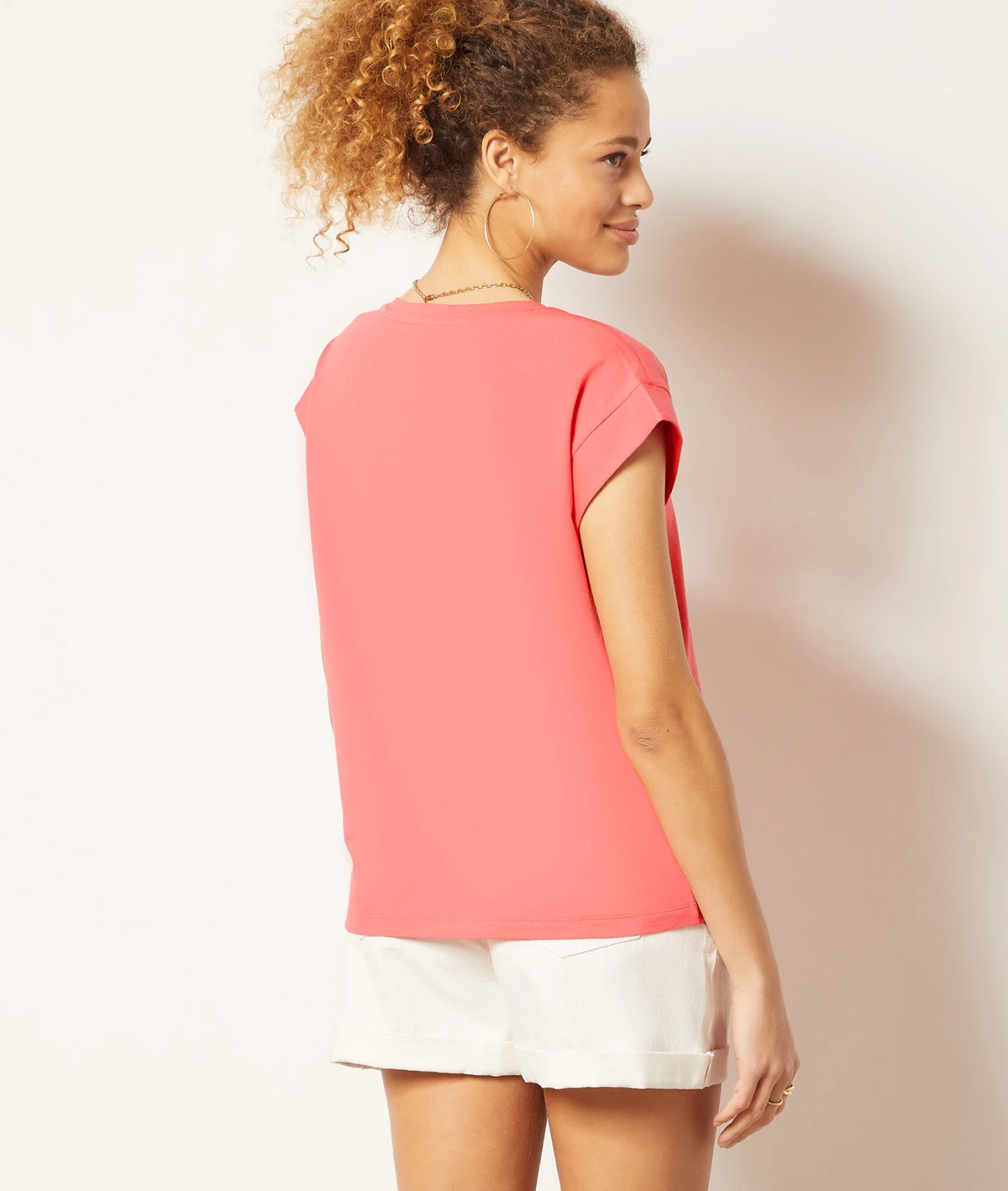 T-Shirt Mit V-Ausschnitt Aus 100 % Baumwolle ROSA 4 T-Shirt Mit V-Ausschnitt Aus 100 % Baumwolle ROSA – Bild 2