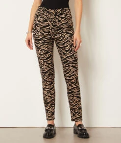 Schmal Geschnittene Hose NOIR -Damen mode Geschaft 654021605 c