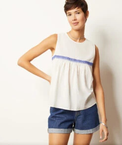 Top Mit Stickereien, 100 % Baumwolle WEIß -Damen mode Geschaft 654027501 c