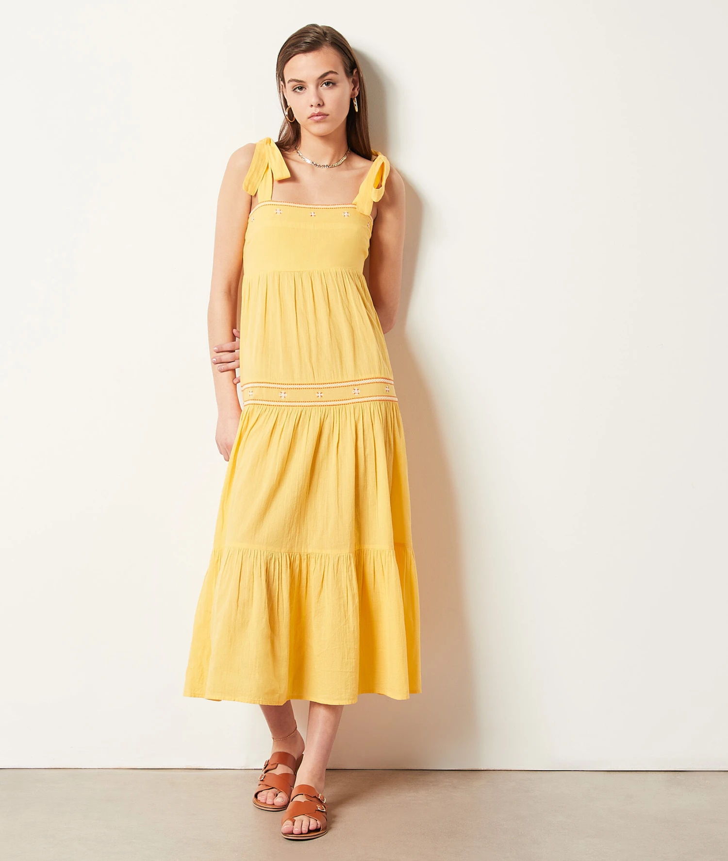 Kleid Mit Trägern Und Stickerei-Details GELB 8 Kleid Mit Trägern Und Stickerei-Details GELB – Bild 6