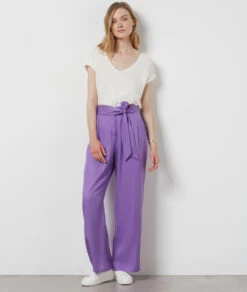 T-Shirt Mit V-Ausschnitt Und Kurzen Ärmeln Aus Leinenmischgewebe ECRU -Damen mode Geschaft 654075180 6