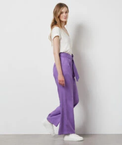 T-Shirt Mit V-Ausschnitt Und Kurzen Ärmeln Aus Leinenmischgewebe ECRU -Damen mode Geschaft 654075180 c