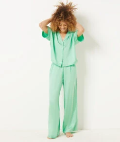 Pyjamaoberteil Aus Modal SEEGRÜN -Damen mode Geschaft 654077140 6