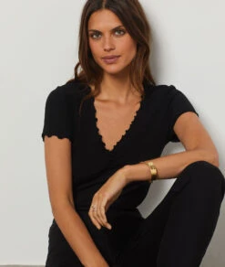 T-shirt Manches Courtes Col V NOIR