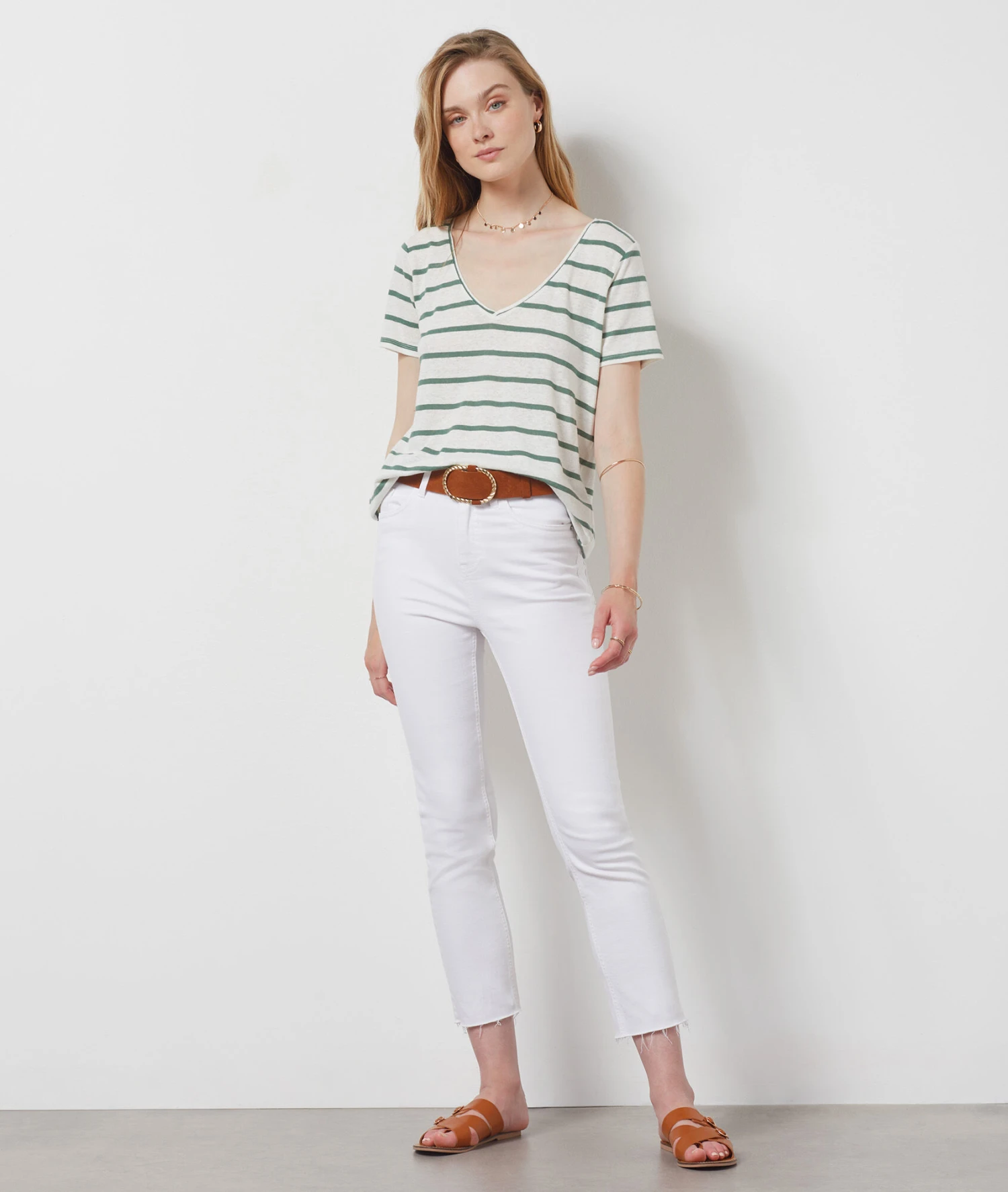 Gestreiftes T-Shirt Aus Leinenmischgewebe KHAKI 5 Gestreiftes T-Shirt Aus Leinenmischgewebe KHAKI – Bild 3