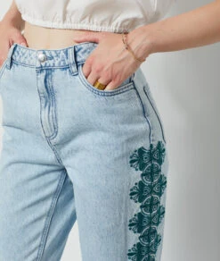 Jean Détails Brodés BLEU CIEL -Damen mode Geschaft 654197620 b